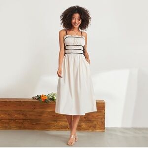 Women’s maxi dress - white with black trim